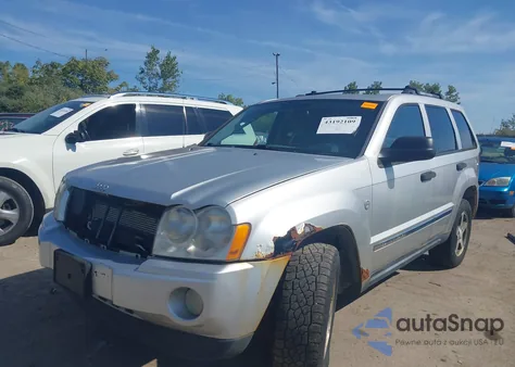 2005 Jeep Grand Cherokee Laredo z USA, uszkodzony, nr VIN 1J4HR48N85C648797